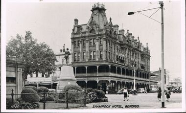 Photograph - BENDIGO - SHAMROCK HOTEL