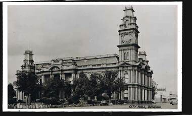 Photograph - BENDIGO - CITY HALL