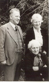 Photograph - PETHARD COLLECTION: FAMILY PORTRAIT, Cira 1950