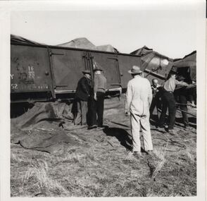 Photograph - TRAIN DERAILMENT COLLECTION: 1961 SEA LAKE VICTORIA, 19th June, 1961