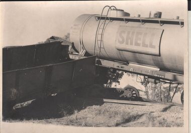 Photograph - TRAIN DERAILMENT COLLECTION: 1961 CULGOA VICTORIA, Wed. 31st May, 1961