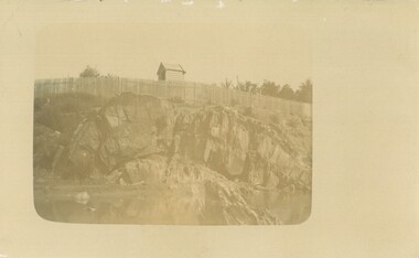 Photograph - POSTCARD - ANTICLINE ON BENDIGO CREEK