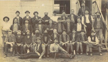 Photograph - GREAT EXTENDED HUSTLER'S MINERS