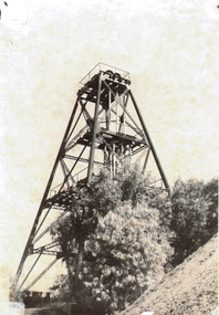 Photograph - NELL GWYNNE, MINING, early c1900s