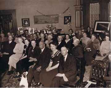 Photograph - GROUP OF LADIES AND MEN IN ROOM