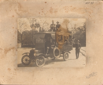 Photograph - VI CATTANACH COLLECTION: EARLY HUNTLY TO BENDIGO BUS, c.1925