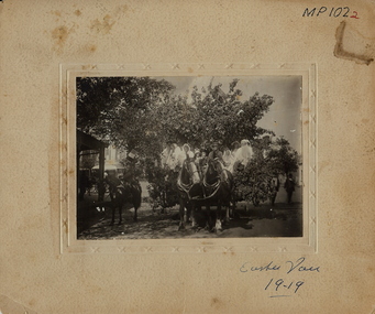 Photograph - DRUID'S FLOAT, EASTER FAIR 1919, 1919