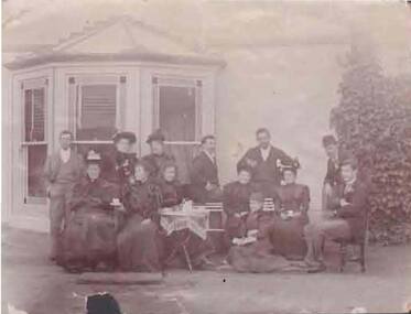 Photograph - BUICK COLLECTION: PHOTOGRAPH OF GROUP AT BIG HILL?