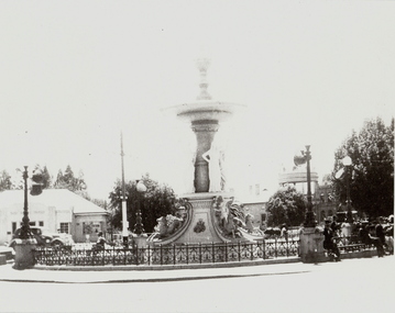 Photograph - ALEXANDRA FOUNTAIN
