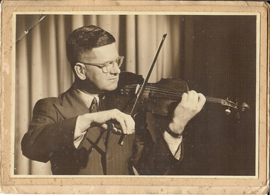 Photograph - COLIN MANSEL, BENDIGO VIOLINIST, c.1947