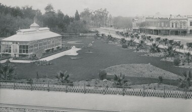 Photograph - CONSERVATORY, ROSALIND PARK, BENDIGO, c.1899