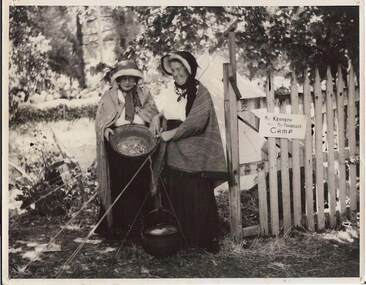 Photograph - WOMEN GOLD PANNING, 1951
