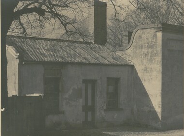 Photograph - COTTAGE, 1930 ?