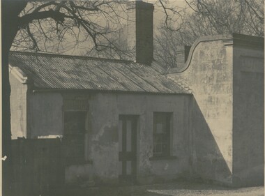 Photograph - COTTAGE, 1930 ?