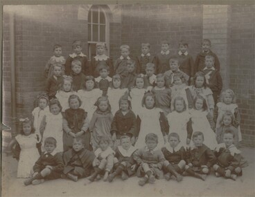 Photograph - VIOLET STREET PRIMARY SCHOOL: 1ST. CLASS, 1904, 29.9.1904