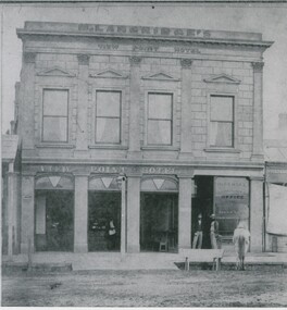 Photograph - VIEW POINT HOTEL: BENDIGO
