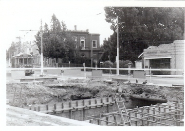 Photograph - BASIL MILLER COLLECTION: CHARING CROSS BRIDGEWORK