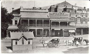 Photograph - BASIL MILLER COLLECTION: HORSEDRAWN CARRIAGES AT CHARRING CROSS
