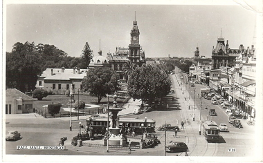 Postcard - BASIL MILLER COLLECTION: CHARING CROSS BENDIGO, 1950's