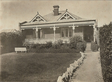 Photograph - T C WATTS & SON COLLECTION: 25 WEBSTER STREET, BENDIGO, 1929