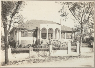 Photograph - T C WATTS & SON - AMALFI 143 FOREST STREET, 1929