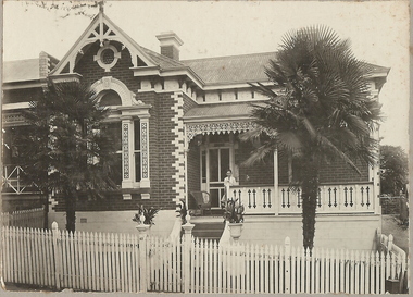 Photograph - T C WATTS & SON - MARLO WILLS STREET, 1929