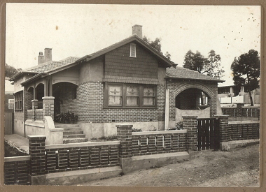 Photograph - T C WATTS & SON, 1930