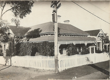 Photograph - T C WATTS & SON COLLECTION: 20 BANCROFT STREET, 1930