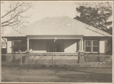 Photograph - T C WATTS & SON COLLECTION:  17 STERNBERG STREET, BENDIGO, 1928