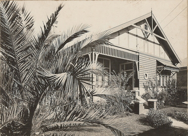 Photograph - T C WATTS & SON COLLECTION:  HARGREAVES STREET, BENDIGO, 1930