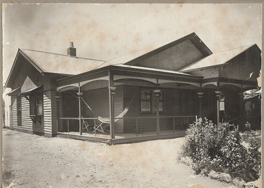 Photograph - T C WATTS & SON COLLECTION: WHITE HILLS, NEXT TO CATHOLIC SCHOOL, 1927