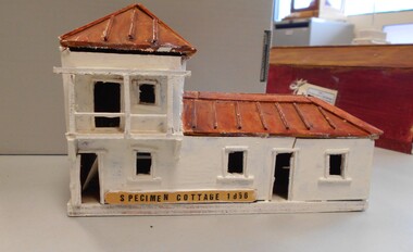Memorabilia - JOHN WILLIAMS COLLECTION: SPECIMEN COTTAGE WOODEN MODEL