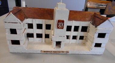 Memorabilia - JOHN WILLIAMS COLLECTION: WOODEN MODEL OF BENDIGO HOSPITAL CIRCA 1950'S