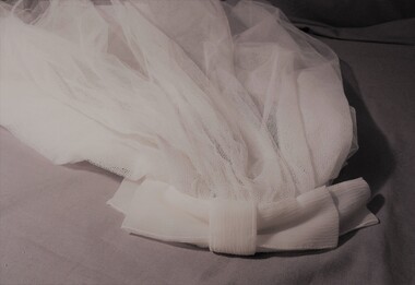 Clothing - MERLE HOULDEN COLLECTION: VEIL AND HEADBAND FROM WEDDING DRESS, Wedding Dress Headband, 05-06-1960