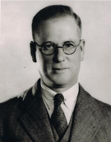 Photograph - LA TROBE UNIVERSITY BENDIGO COLLECTION: UNIDENTIFIED MALE