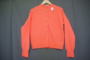 Clothing - MARGARET (NELL) TIMBS (NEE HEIDER) COLLECTION: HANRO LADIES’ CARDIGAN, 1970s