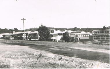 Photograph - LA TROBE UNIVERSITY BENDIGO COLLECTION: BENDIGO TEACHERS' COLLEGE BUILDINGS