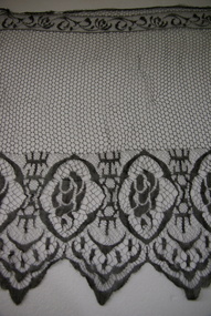 Clothing - PIECE OF DELICATE BLACK LACE, 1950--------->