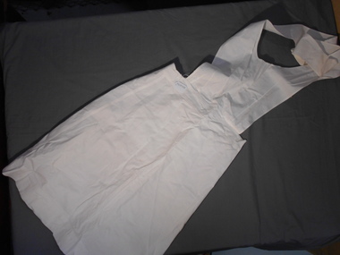 Clothing - AILEEN AND JOHN ELLISON COLLECTION: WHITE COTTON NURSE'S APRON, 1960's