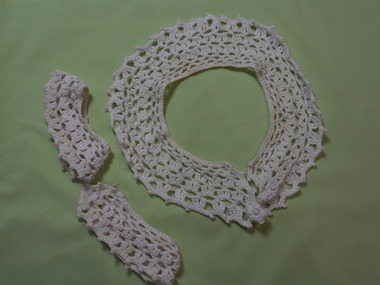 Clothing - AILEEN AND JOHN ELLISON COLLECTION: SET OF WHITE COTTON CROCHETED COLLAR AND  A PAIR OF WHITE COTTON CROCHETED CUFFS, 1950's