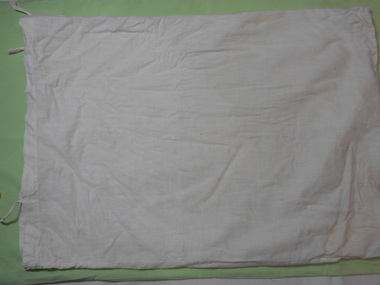 Ephemera - AILEEN AND JOHN ELLISON COLLECTION: A PLAIN CALICO BAG, 1950's