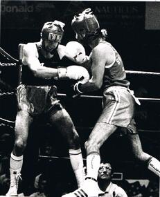 Photograph - BENDIGO ADVERTISER COLLECTION: BOXING