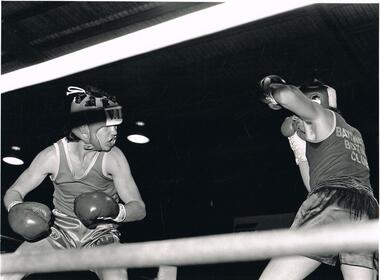 Photograph - BENDIGO ADVERTISER COLLECTION: BOXING