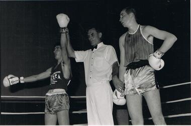 Photograph - BENDIGO ADVERTISER COLLECTION: BOXING