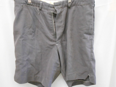 Clothing - AILEEN AND JOHN ELLISON COLLECTION: GREY SCHOOL SHORTS