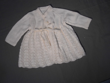 Clothing - AILEEN AND JOHN ELLISON COLLECTION: HAND KNITTED, LONG SLEEVED BABY'S JACKET, 1950's