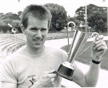Photograph - BENDIGO ADVERTISER COLLECTION: ATHLETICS