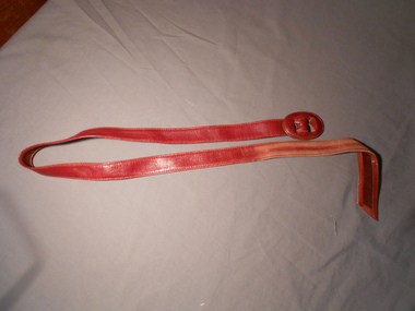 Clothing - MERLE BUSH COLLECTION: LADIES RED LEATHER BELT