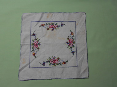Clothing - MERLE BUSH COLLECTION: LINEN DOYLEY