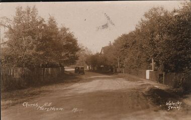 Postcard - ELMA WINSLADE WELLS COLLECTION: CHURCH HILL, MERSTHAM